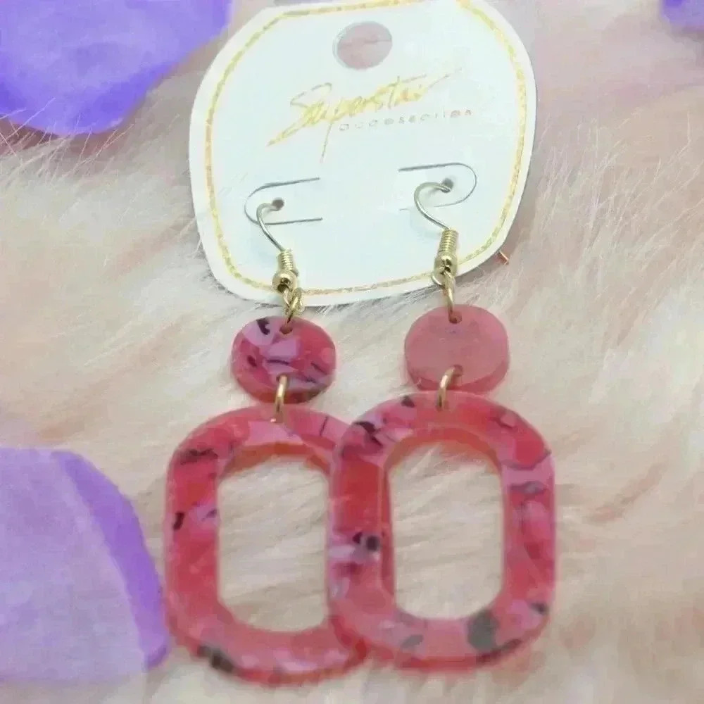 Earrings - Picture 1 of 1